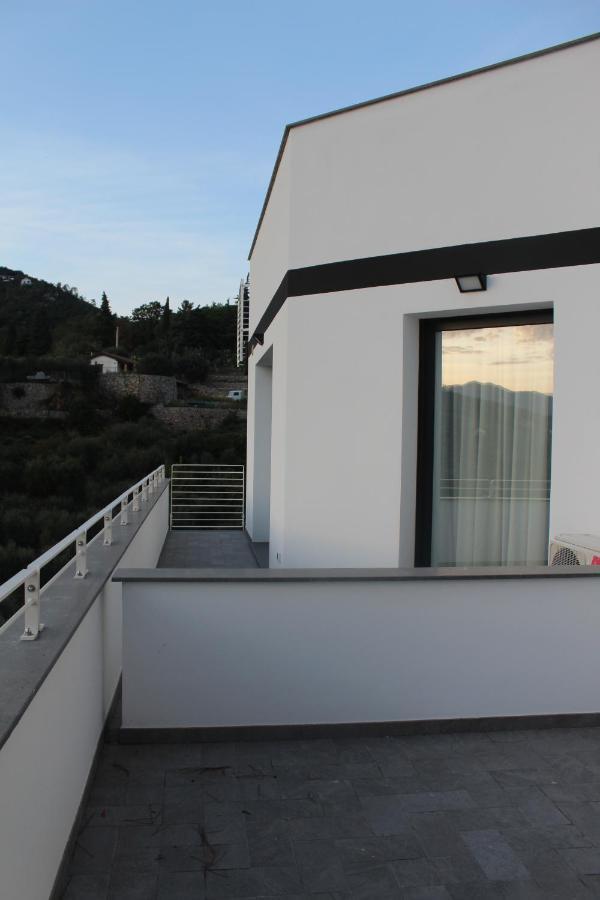 Abelia 4 Apartman Pietra Ligure Kültér fotó