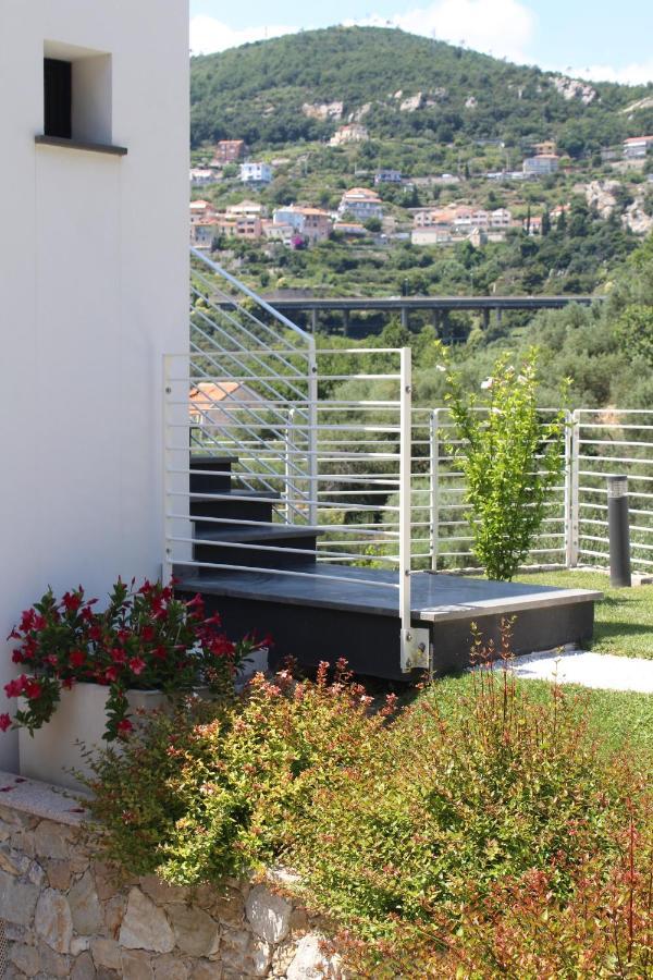 Abelia 4 Apartman Pietra Ligure Kültér fotó